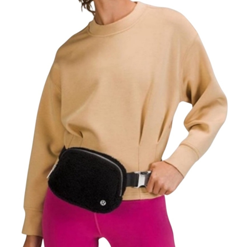 LULULEMON ATHLETICA Black Everywhere Fleece Fuzzy Belt Bag Unisex AUTHENTIC NWT